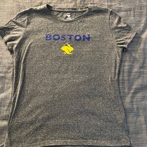 Women’s Rabbit medium tshirt